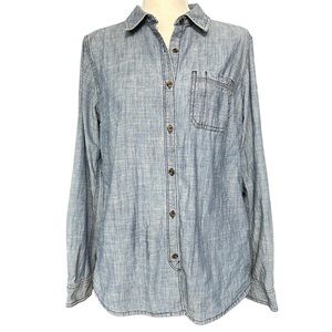 Carhartt Denim Chambray Shirt Women's Size Medium Blue Long Sleeve Button Up